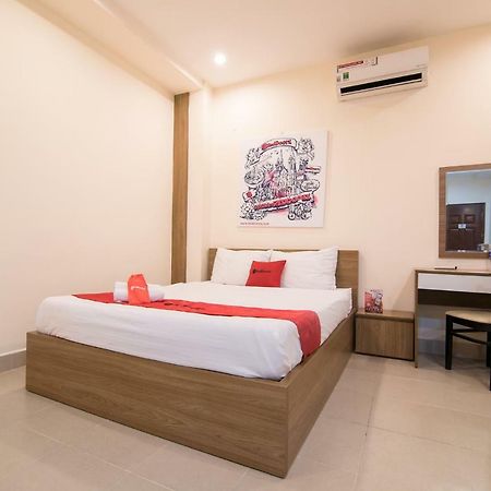 Reddoorz @ Hai Ba Trung Street Thành Pho Ho Chí Minh Esterno foto