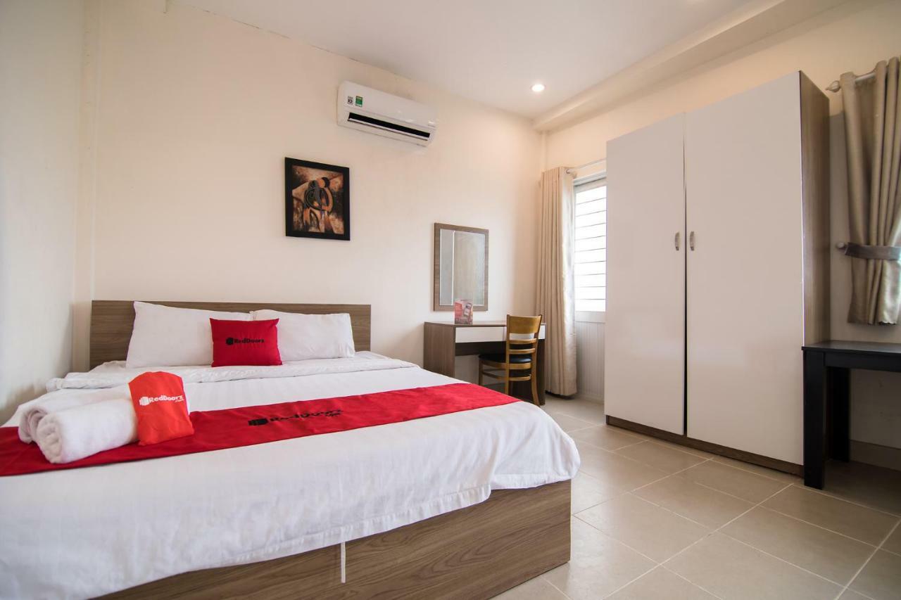 Reddoorz @ Hai Ba Trung Street Thành Pho Ho Chí Minh Esterno foto